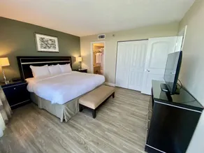 Radisson Suite Hotel Oceanfront - Chambre