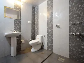 OYO 16627 Xpress Inn - Bagno