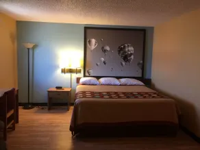 Super 8 by Wyndham Raton - Chambre