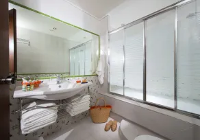 Danae Villas - Bathroom