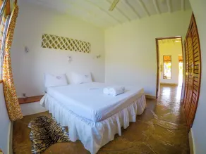 Doric Cottages Diani - Room