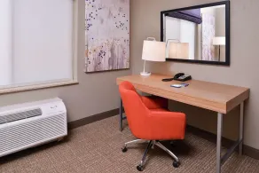Hampton Inn & Suites Woodland-Sacramento Area - Chambre