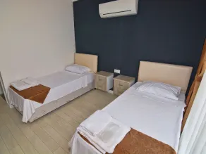 Airport Güllük Otel - Rom