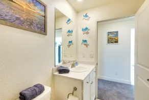 12 Mi to Reno: Hot Tub Haven in Sparks! - Interiör