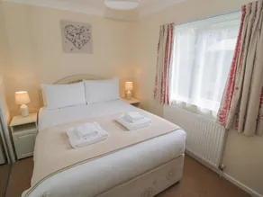Daffodil - Room
