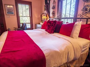 Cliff Cottage Inn, Downtown Bed & Breakfast - Rom