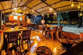 The Seventh Heaven Resort & Ocean Stays - Restaurant