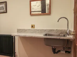 34 The Wharfage - Bathroom