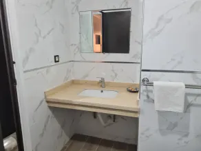 Hotel Lixus - Baño