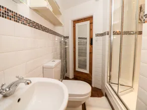 Quarry House - Bathroom