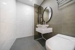 Urban - Bathroom