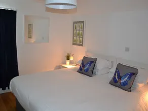 The Queen's Head Hotel - Room