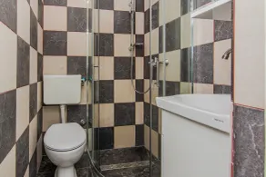 Apartment Pisacic - Bathroom