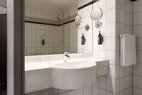 Vienna House Easy by Wyndham Neckarsulm - Casa de banho