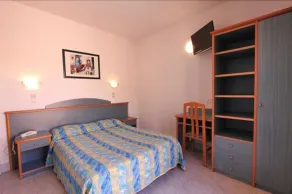 Hôtel Idéal - Chambre