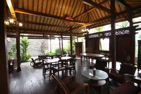 Bedhot Homestay - Lobby
