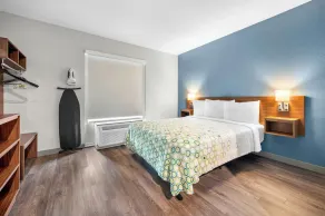 HomeTowne Studios by Red Roof Fort Myers - Rom