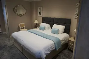 Seckford Hall Hotel & Spa - Habitación