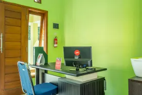 OYO 1399 Cemara Residence Syariah - Recepción