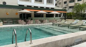 HIGI Hotel - Piscina