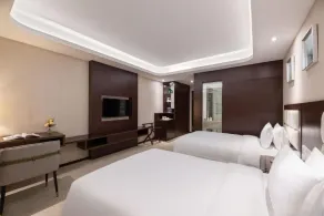 ShangHai LuAn Garden Hotel-Complimentary shuttle service between Shanghai Pu d ong Airport and Disneyland - Room