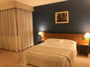 DOMUS Grand Hotel - Chambre