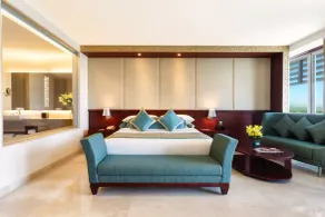 Crowne Plaza Ahmedabad City Centre by IHG - Vue de la chambre