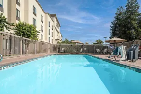 Hampton Inn & Suites Bakersfield/Hwy 58, CA - Piscine