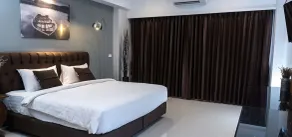 Golden Foyer Suvarnabhumi Airport Hotel - Room