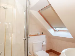 1 Kutscherhaus, Hillfield Village, DARTMOUTH - Badezimmer