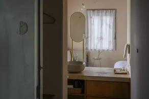 MEGURU l 巡 - Room