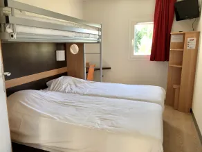 Première Classe Annemasse Ville La Grand - Room