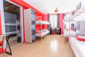 Le Village Hostel - Chambre