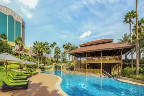 Gulf Hotel Bahrain Convention and SPA - Pool