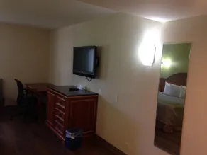 Red Carpet Inn - New Brunswick - Chambre