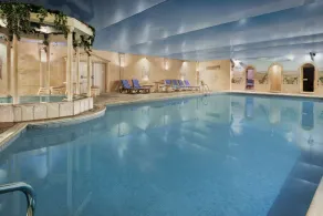 Cwrt Bleddyn Hotel & Spa - Pool