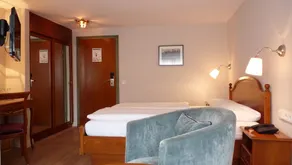 Hotel Bayerischer Hof - Chambre