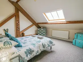 Old Quaker House - Room