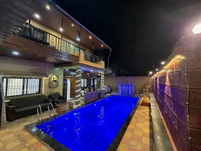 Global Pacific Villa - Piscina