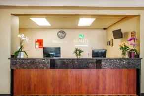 Quality Inn & Suites Vancouver North - Réception