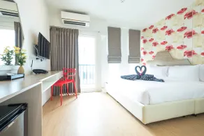 P Plus Hotel - Room