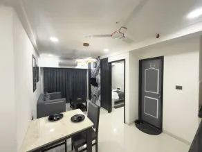 Astha Home- The Borivali Suites - Rum