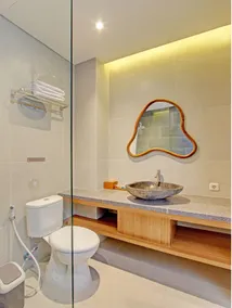 Keenan Living Perumnas - Baño