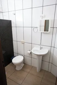 Hotel Portela III - Aprox 600m do Thermas dos Laranjais e Hot Beach - Baño