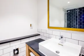 Holiday Inn Reading South M4 Jct 11 by IHG - Bathroom