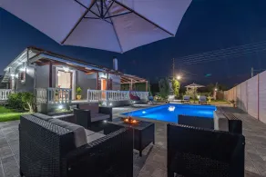 Pothos Villas - Basseng