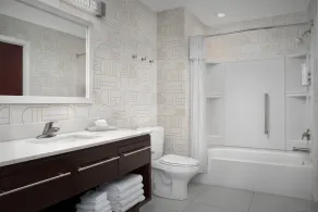 Home2 Suites by Hilton Lake City - Salle de bain