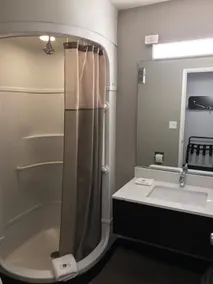 Motel 6-Fort Wayne, IN - Bathroom