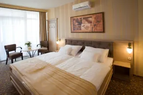 Barokk Hotel Promenád - Room