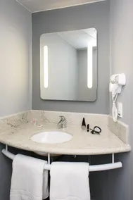 ibis Recife Aeroporto - Bathroom